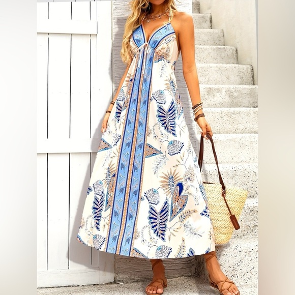 Printed Halter Neck Midi Dress - Picture 3 of 6
